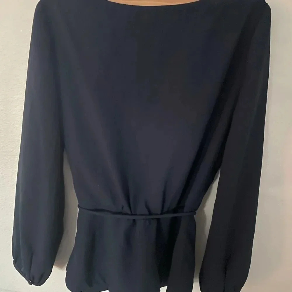 J.Crew drawstring waist v-neck top‎ navy blue size 0 - Picture 2 of 4
